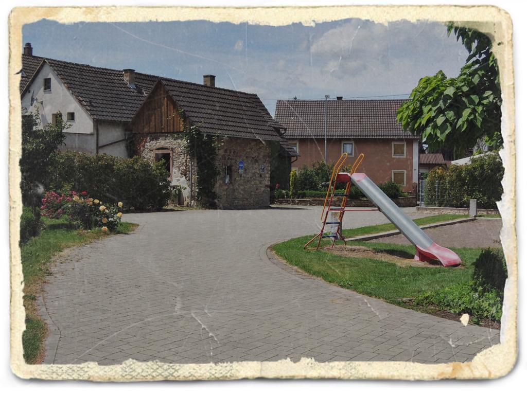 Hotel - Restaurant Hirschen - Werneths Landgasthof Beim Europa- Park Rust Rheinhausen Exteriör bild